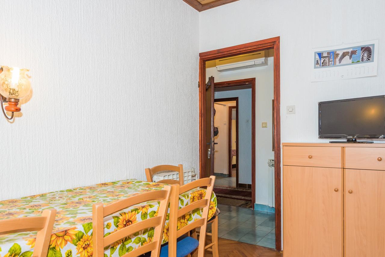 Apartments Boris Vodice Esterno foto