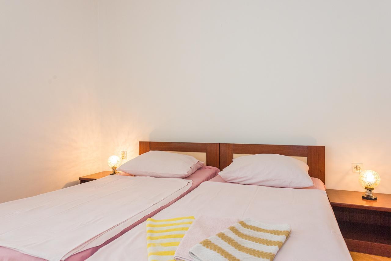 Apartments Boris Vodice Esterno foto