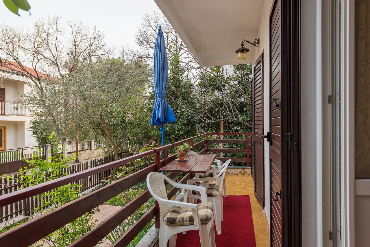 Apartments Boris Vodice Esterno foto