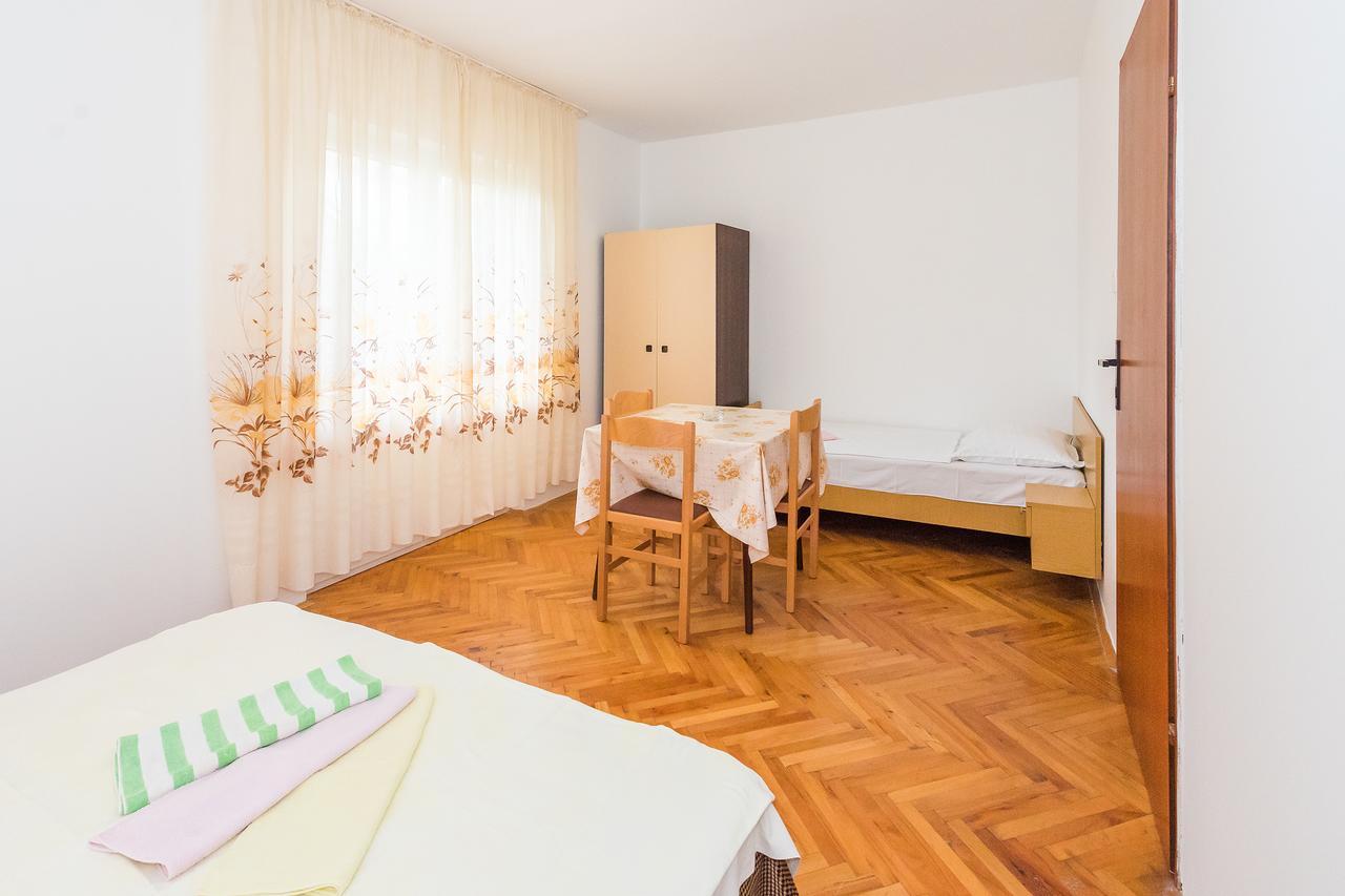 Apartments Boris Vodice Esterno foto