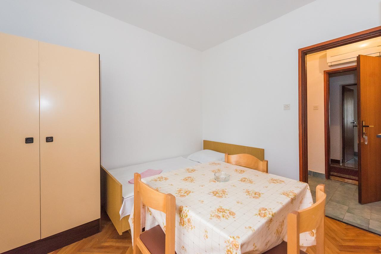 Apartments Boris Vodice Esterno foto